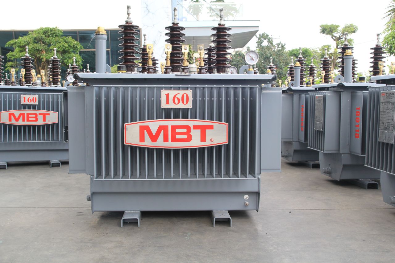 DISTRIBUTION TRANSFORMER DESIGN